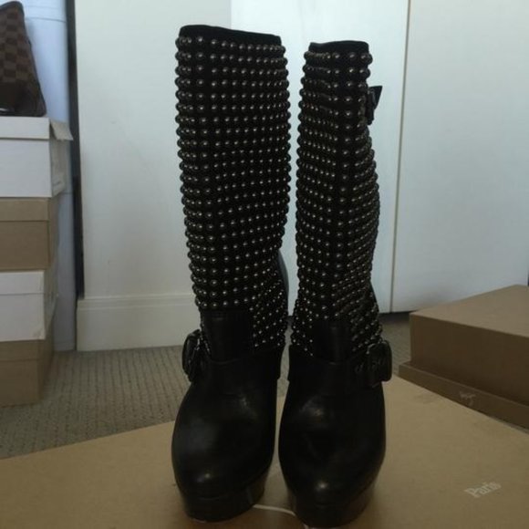 Christian Louboutin Marisa 140 Boot in Black - Picture 5 of 7